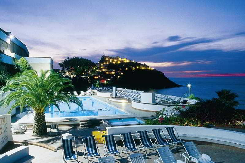 Lh Pedraladda Resort Castelsardo Exterior photo